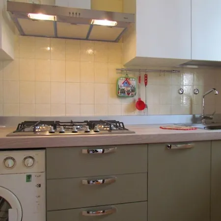 Charming With Fenced Garden Апартаменты Бибионе